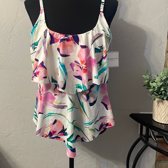 Liz Claiborne Other - 🦋Liz Claiborne Tankini Bathing Suit 🦋